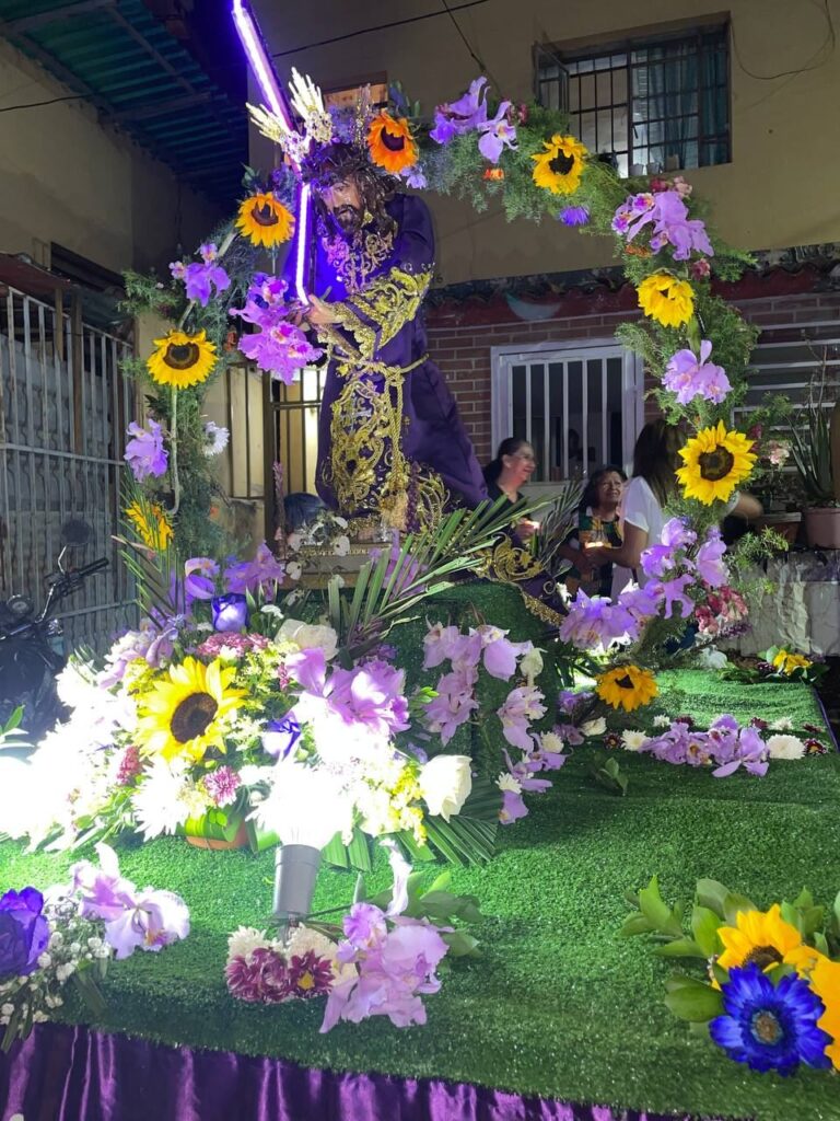 Abril - Nazareno